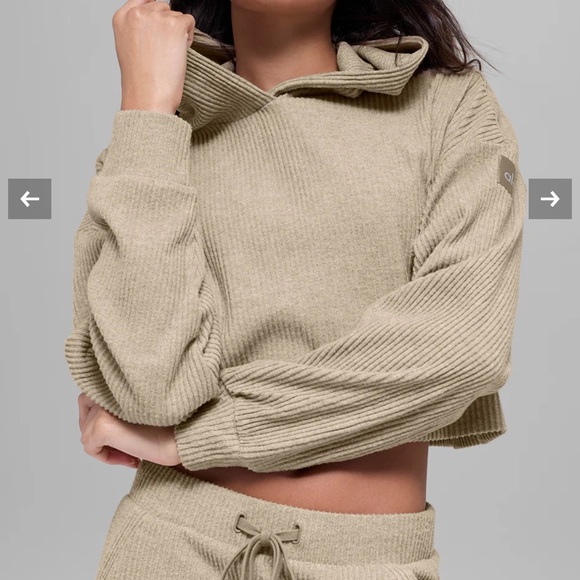 ALO Yoga Tops - ALO Yoga Cropped Muse Hoodie